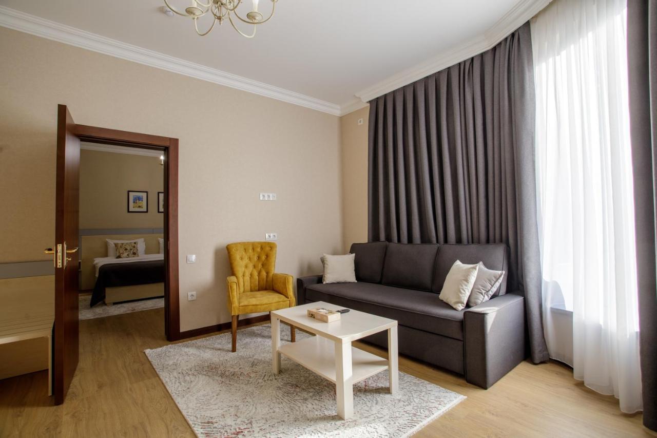 Navruz Hotel Tasken Kültér fotó