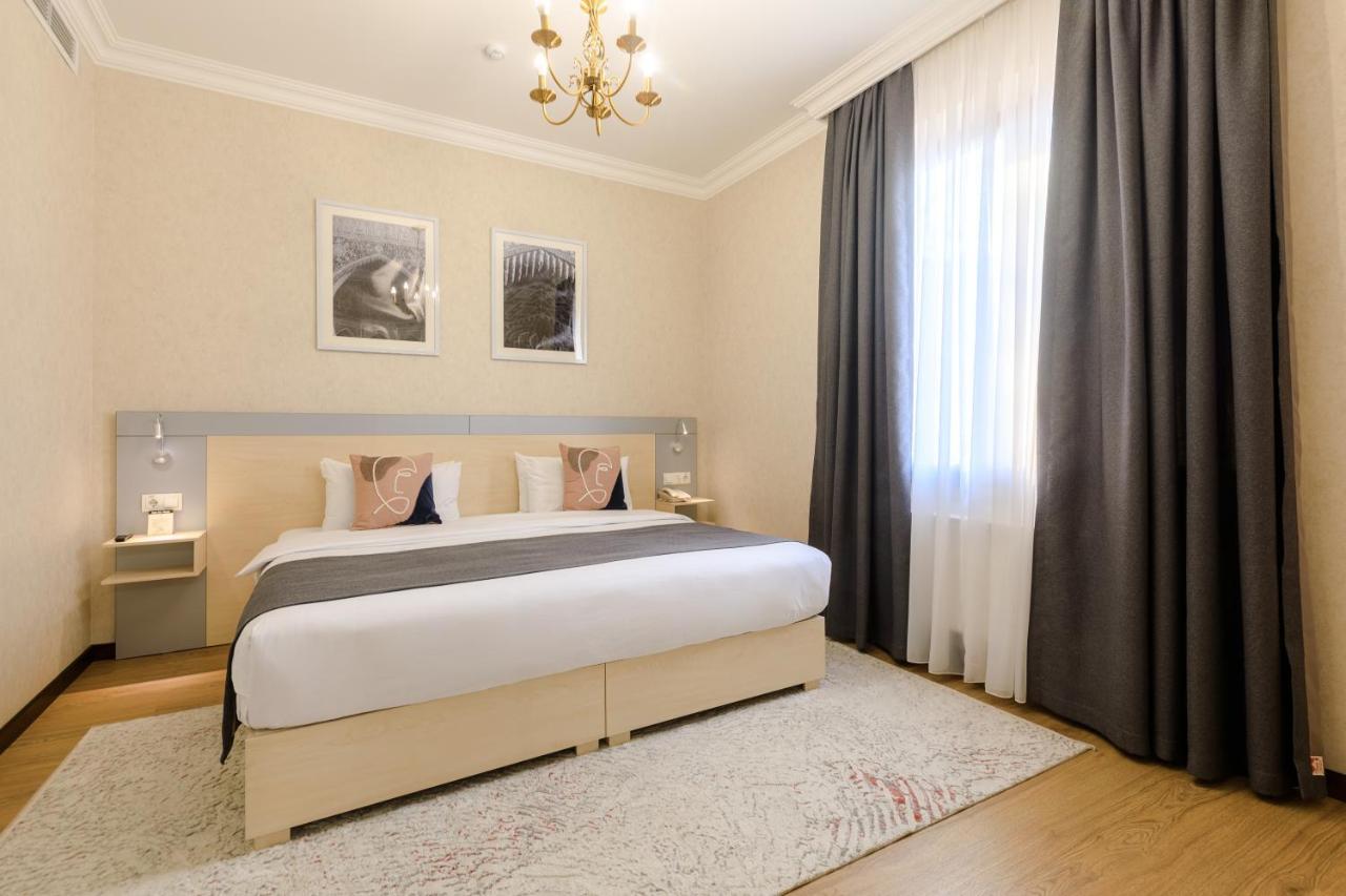 Navruz Hotel Tasken Kültér fotó